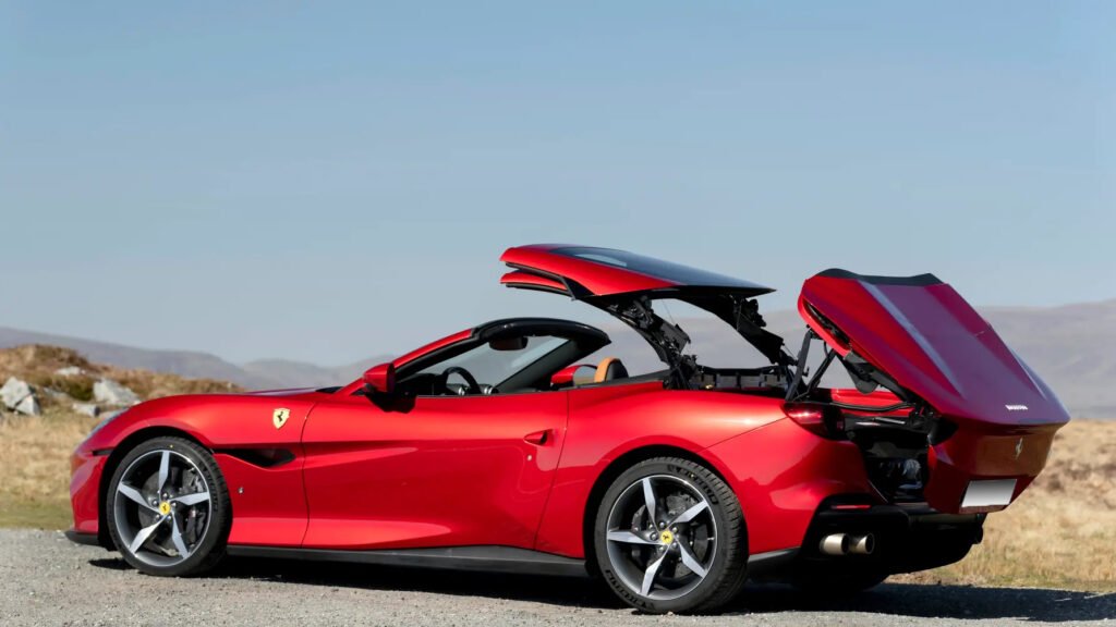 Ferrari Portofino M rear top down