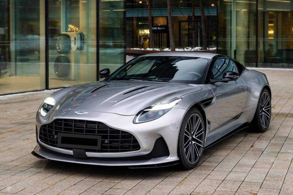 Aston Martin DB12 Coupe